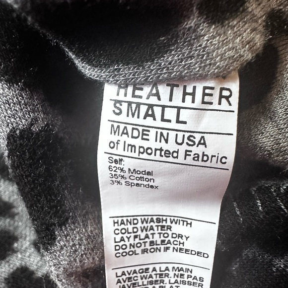 Black Leopard Print Open-Front Sweater with zip up over shoulder. - Picture 9 of 12